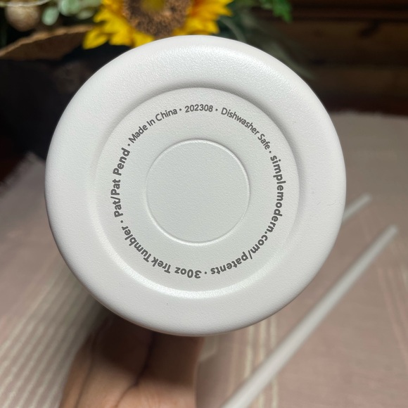 CREAM LEOPARD 30oz Simple Modern Tumbler - Picture 4 of 4